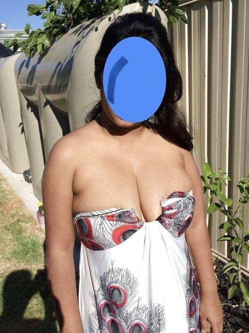 rachitsingh57: Rachit always buys me off shoulder dress; I don’t mind them either.. hope u guys like