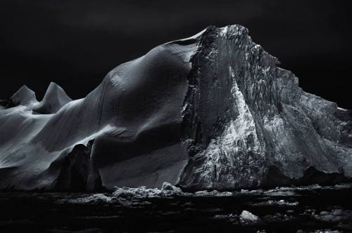 Leica &amp; Moncler: a photographic project by Fabien Baron. (via Moncler)