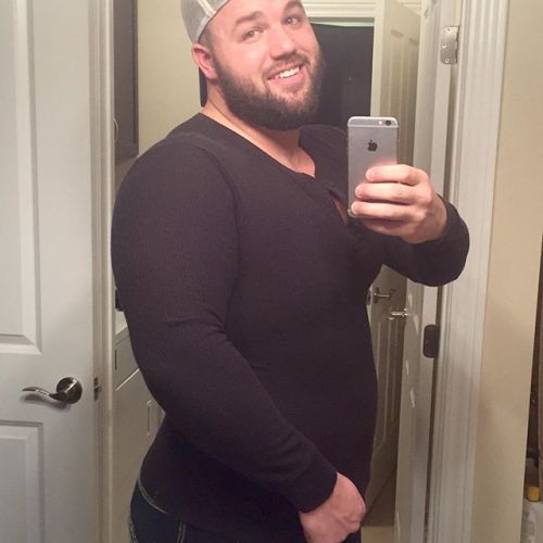 gr8bods:www.instagram.com/ohcountryboy/ Sexy thick man