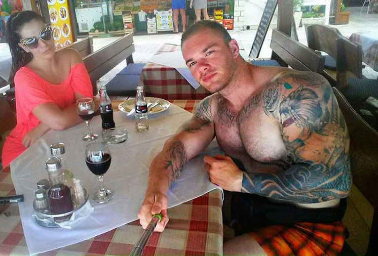 velikimomci: serbian-muscle-men:  More of his pics here -&gt; http://serbian-muscle-men.tumblr.com/post/144652773724/more-of-his-pics-here