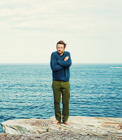 a-carnie-and-a-cop - Simon Baker for GQ Australia - 2018