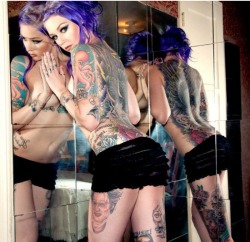 Women with tatoos