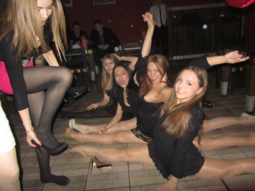 pantyhoseswishswish:  http://pantyhoseswishswish.tumblr.com/