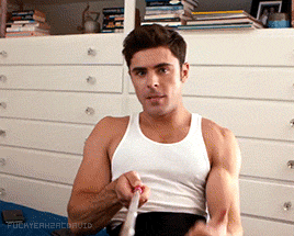 itsalekzmx:  Zac gets a selfie stick 