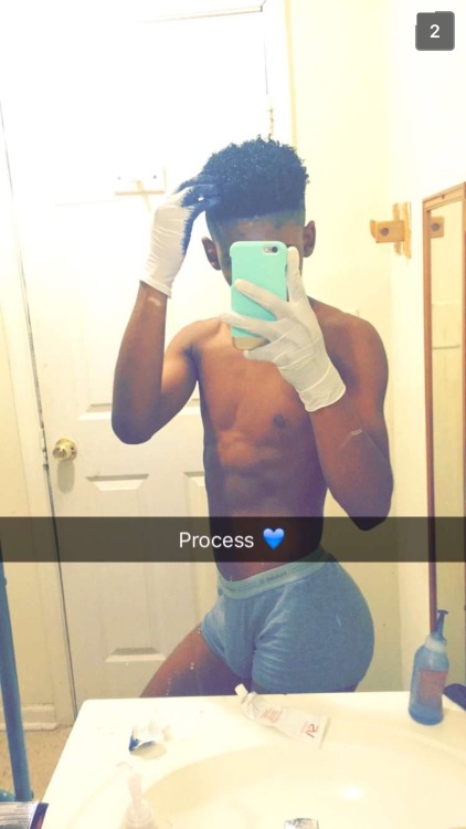 kingmisfitt:  When he sends me snaps like this😩😍 All i can ask for