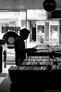 bustitaway:   Phonopolis -  Montréal, May 2013 It’s always nice to enter a music store where you can find vinyls. It reminds me when a was a kid, looking at the music from my dad: the vinyls of Pink Floyd or Lynyrd Skynyrd… It’s really nice to