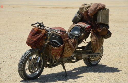 scowlofjustice: wittyusernamed: lady-feral: itrhymeswithcannibal: the custom bikes of Mad Max: Fury 