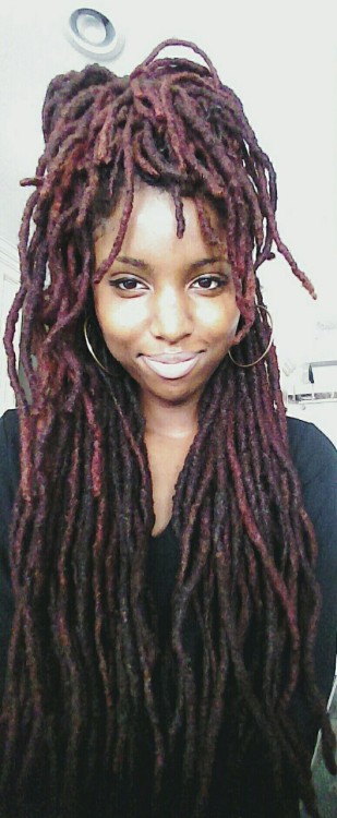 locsofpoetry:  after gym glow . red hair poppin .