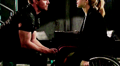 wifiandbow:  Arrow - A.W.O.L. 