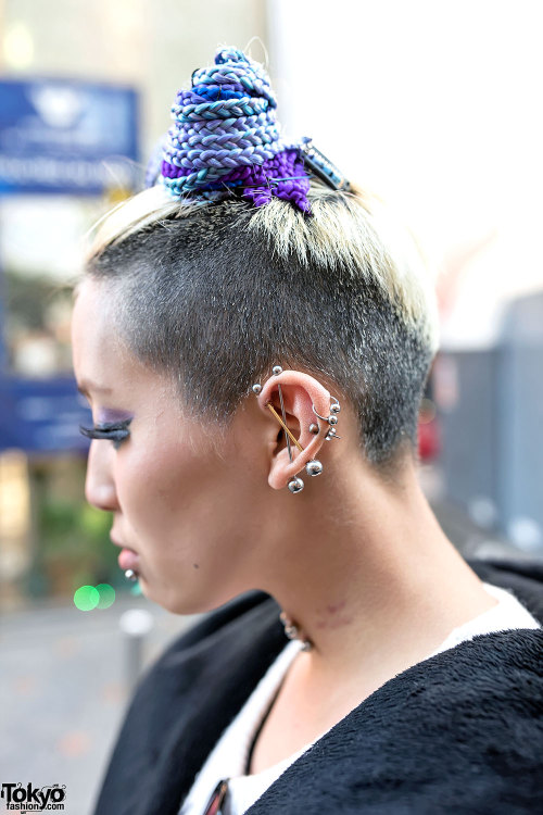 Marimo on the street in Harajuku with a braids and twin buns hairstyle and fashion from Emoda, Unif,