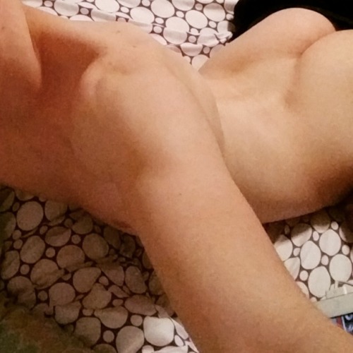 letsgetatwinky: Cream pie anyone?