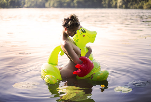 dirtyr:How to train my Dragon, Munich, Germany. Photo Simon Lohmeyer