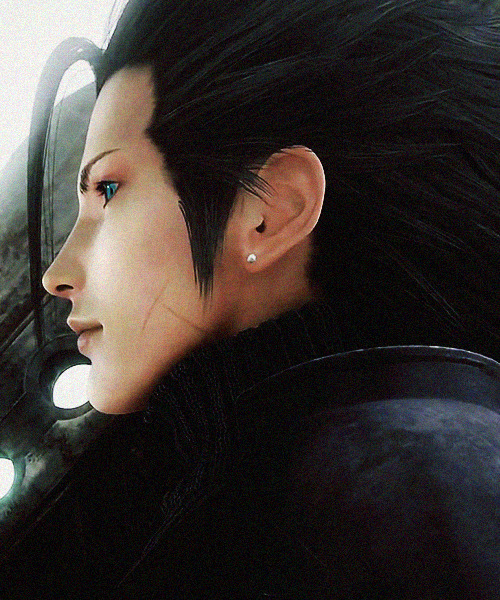 tsukitohoshi:  So what if it looks hopeless? If it were me, I still wouldn’t give up. Embrace you dreams. And, whatever happens, protect your honor as SOLDIER! 