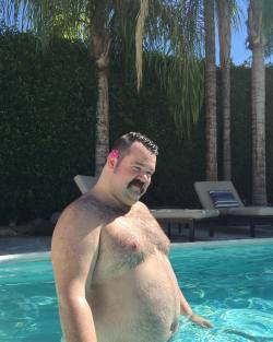 chubbyaddiction:  jcp-photography:  Another shot by @joeypie17! Thank you! #palmsprings #bear #funinthesun #hairygay #hairyman #hairybear #gaybear #gaymen #woof #Mustache #stache #flower  Oh so sweet… 