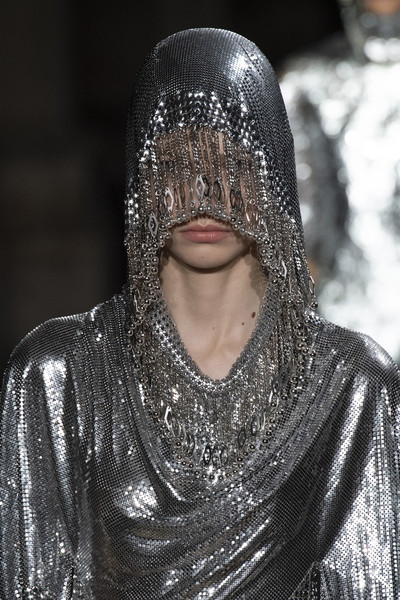 fashion-runways:PACO RABANNE at Paris Fashion Week Fall 2020if you want to support this blog conside