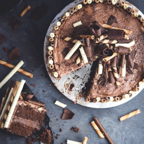 dessertgallery:Nutella Cheesecake Dark Chocolate-Get your hourly source of sweet inspirations! || Fo