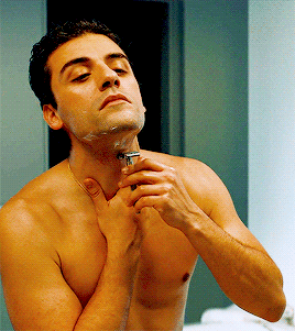 hotfamousmen:  Oscar Isaac