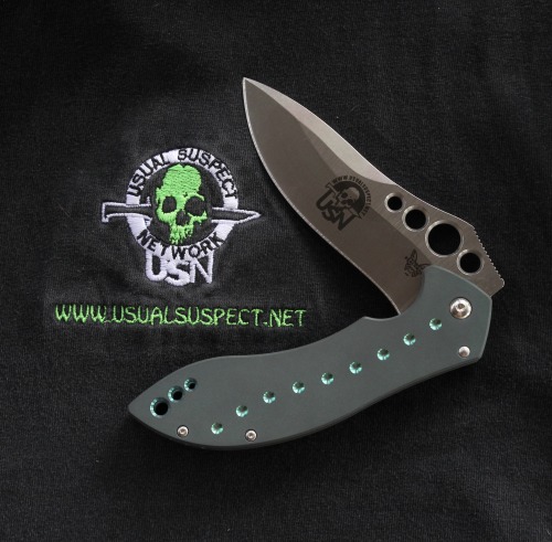 dabbertcustomblades:One of my safe queens. When I belonged to the USN group a number of years back, 