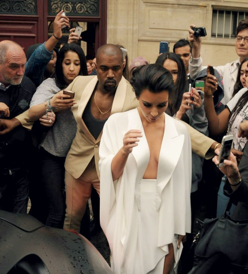 briella21:  Every man needs to treat their woman, the way Kanye treats Kim, like