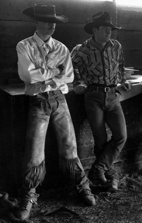 cowboy417a:  So … You a Top or Bottom?  For more cowboys and cowpokes and ranch hands, visit the cow