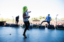 zebracornskateteam:  Tonight Alive 