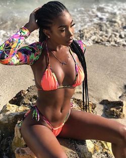 brazilianbeauty-posts:   kadzii_porter  