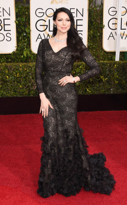 omgthatdress:  Laura Prepon is a swirling