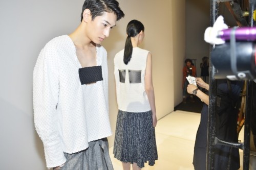 koreanmalemodels:  Kim Taehwan backstage for Soulpot Studio S/S 2015 collection (cr: TEDLIKE) 