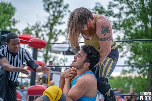 IN HIS FIRST BOUT  “TEEN RICO”  LOST THROUGH DIRTY TACTICS