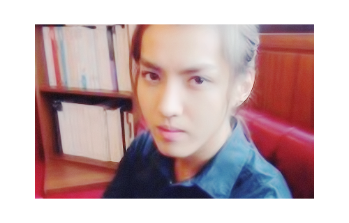 fan-qins:  Kris Predebut Photo 