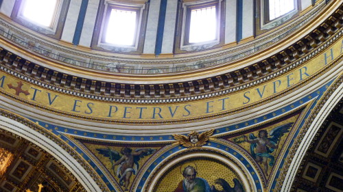 Today’s Flickr photo with the most hits: TU ES PETRUS - part of the inscription under the dome of St