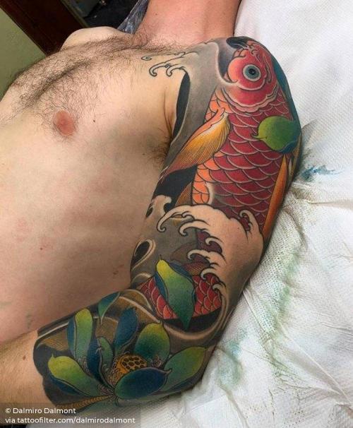 By Dalmiro Dalmont, done in London. http://ttoo.co/p/35629 animal;big;dalmirodalmont;facebook;fish;good luck;japanese culture;koi fish;nature;neo japanese;ocean;other;patriotic;sleeve;twitter