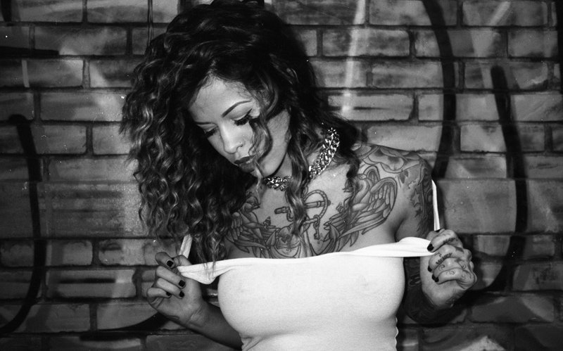 vanstyles:  Film shots. Kodak 400-TX &amp; Ilford Delta 3200