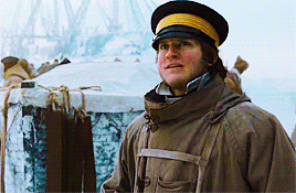 laissezferre:Under each captain are three lieutenants per ship. Lieutenants typically came into thei