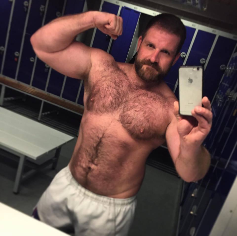 Follow my two hairy men blogs:http://sambrcln.tumblr.comhttp://hairysex.tumblr.com
