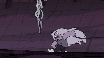 teatimewithterrors:Could somebody please give me the gif of Pearl kicking Amethyst