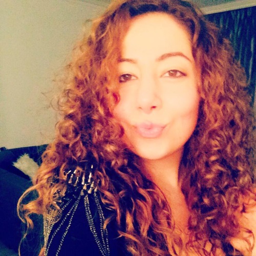 A nice and curvy Iranian girl