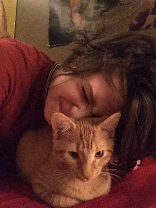 billykaplxn:Some stupid selfies with my stupid cat.