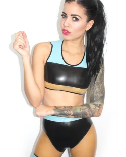 latex-always:  jessicawolfloves:  Oh heyyyy