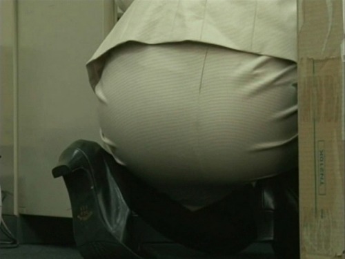 【盗撮画像４２枚～どこかでアイツが狙ってる２０１５】いつ，どこで誰が街中で盗撮チャンスを伺っているか分からない。隠し撮りには気をつけたほうがいいよ。特にあんたの家族とかなぁ！！！ | エロ画像素人 ピ