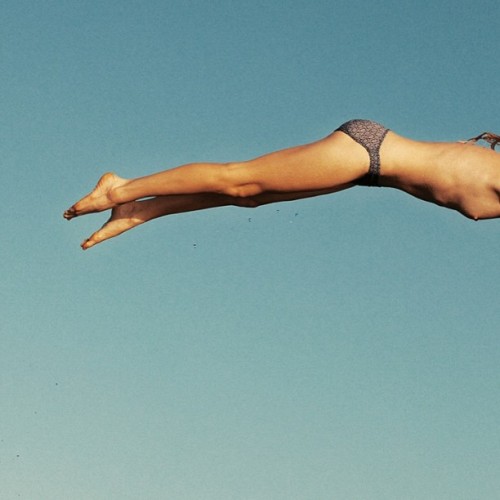 nevver:  Free falling