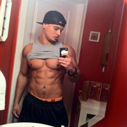 lockershots:  Give your favorite muscle a workout at lockershots.tumblr.com jockdays: