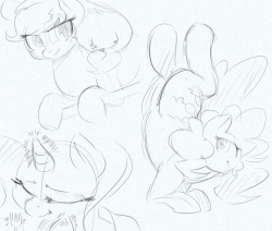 Man, I haven&rsquo;t been able to draw what I have in mind lately, and end up just doodling brainless sketches like this.