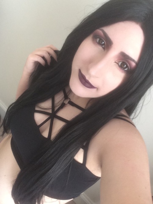 triciafox:ringamon:get u a partner that can do both Lovely