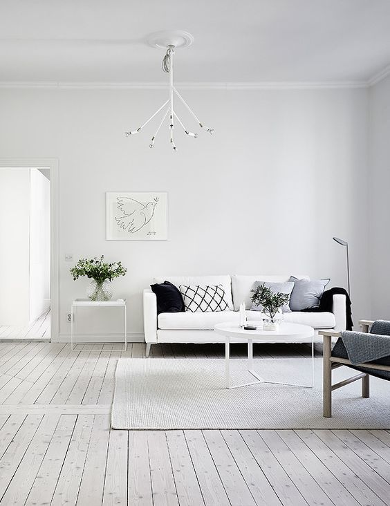 MODERN & CLASSY