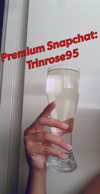 pplay0491: Yep that’s pee! She’ll be uploading content soon, add her premium Snapchat Trinrose95