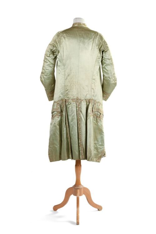 Suit ca. 1780From Enchères Sadde via Interencheres