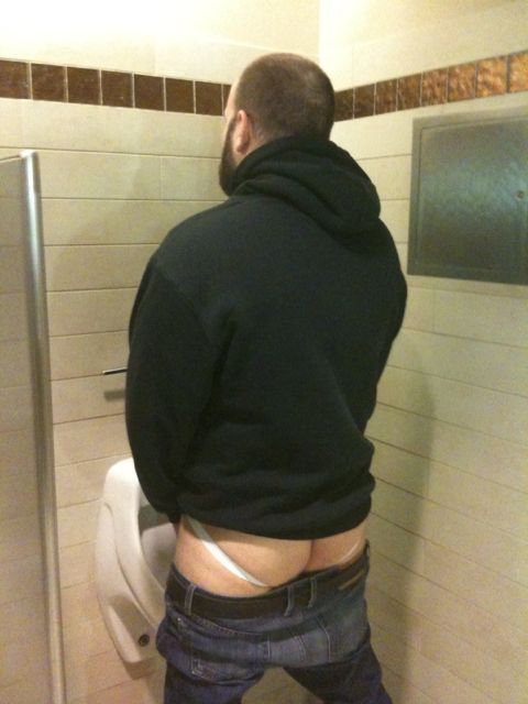 collegejock:   collegejock.tumblr.com  