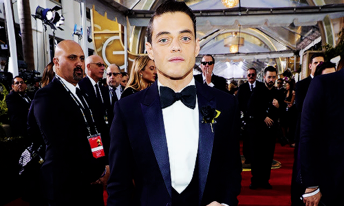 Rami Malek arrives to the 74th Annual Golden Globe Awards held at the Beverly Hilton Hotel on Januar