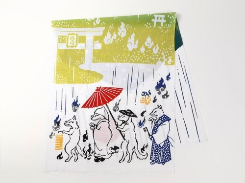 Expression Kitsune no yomeiri, or Fox’s wedding, is used to designate sunshowers (cute tenugui avail